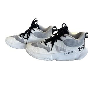 Under Armour Basketball Shoe Women 8.5 Flow Breakthru 3,  White Metallic Tie EUC